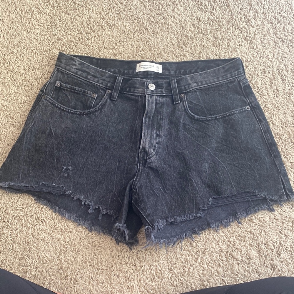 Abercrombie & Fitch The Boyfriend Short mid rise 31 shorts
